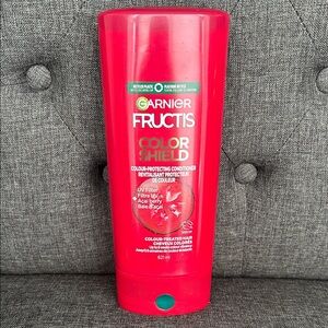 NEW 🆕 Garnier Fructis Color Shield Conditioner - 621 ml